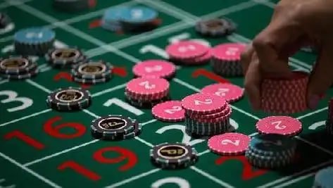 Antarmuka M-World Championship di platform indosultan88 menampilkan kategori pasar Piala AFF